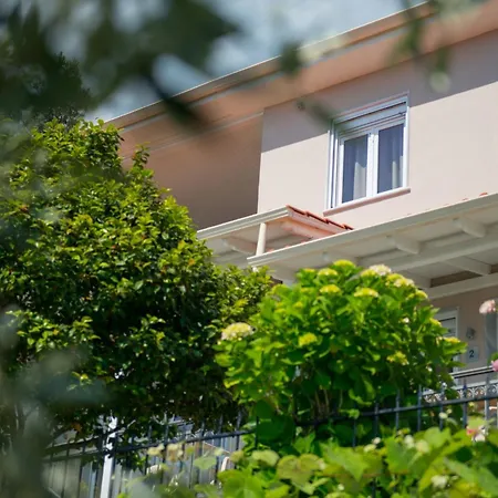 Roula Apartment